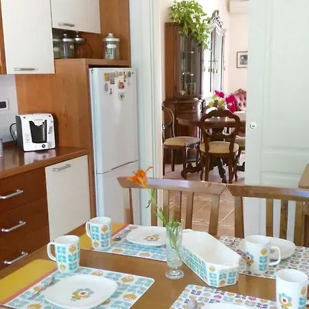 Apartment A Casa Di Mirella La Spezia